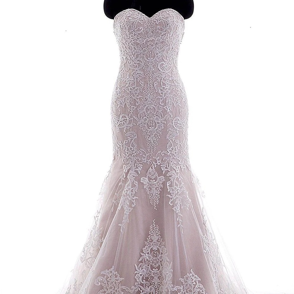 Ivory Strapless Sweetheart Bridal Dress